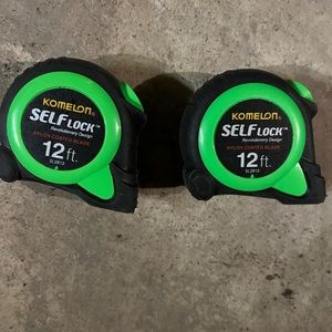 2 Komelan Tape Measures
